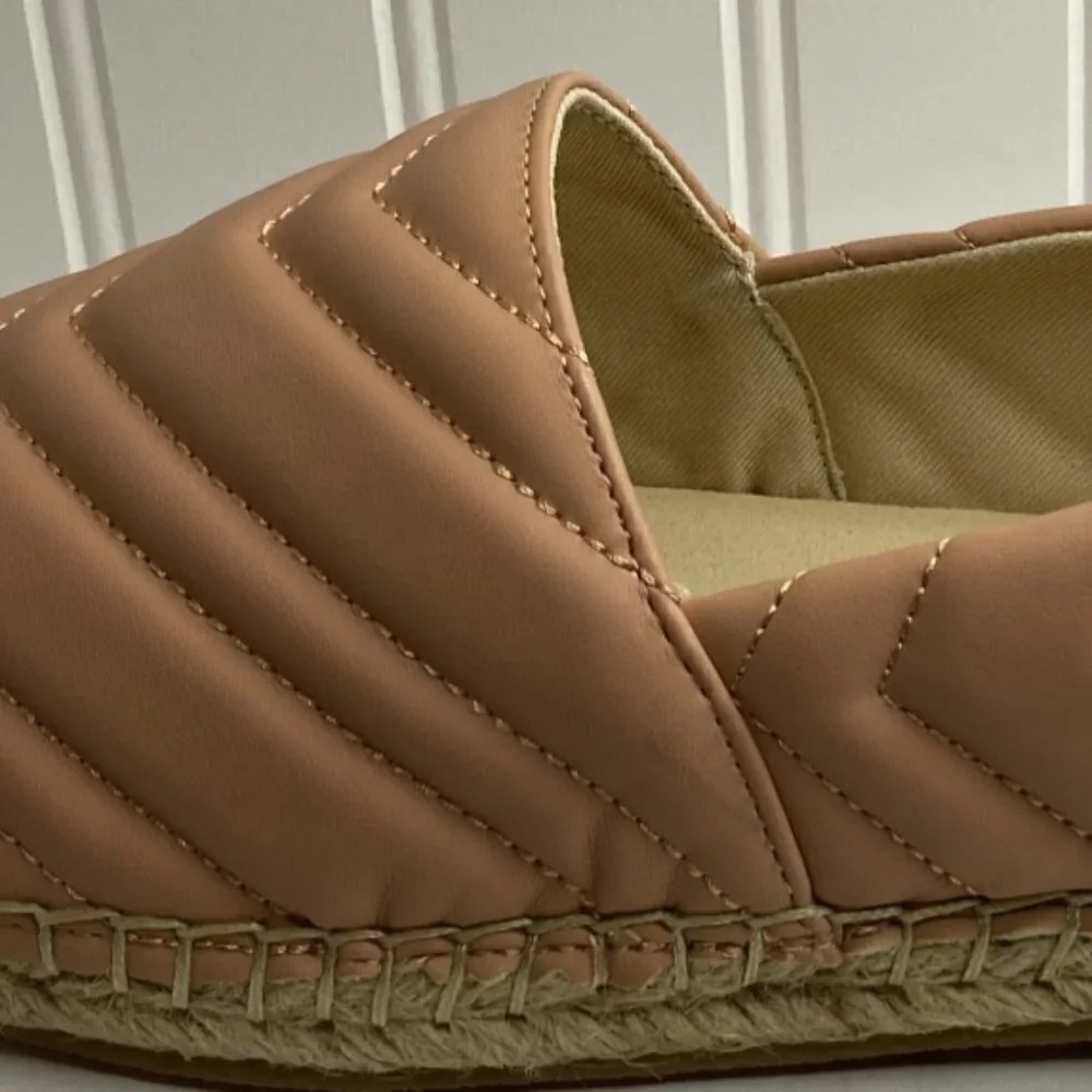 Steve Madden Winnow Flat in Blush Size 9.5